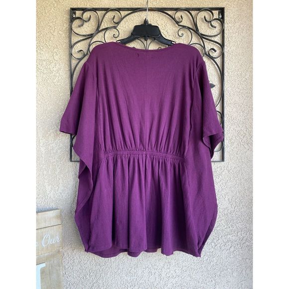 Lane Bryant embroidered flutter sleeve and sides top - size 18/20 - burgundy - Picture 2 of 7